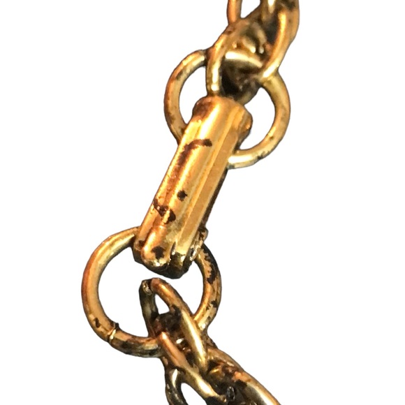 Tortoise shell antique gold tone Cameo pendant necklace - Picture 5 of 6